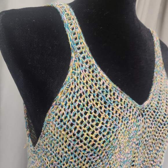 Hand Made Hanky Tank - Picture 5 of 5